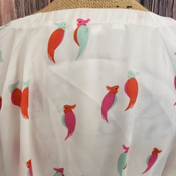 Beautiful, Fun Daniel Rainn Bird Shirt - Picture 5 of 9